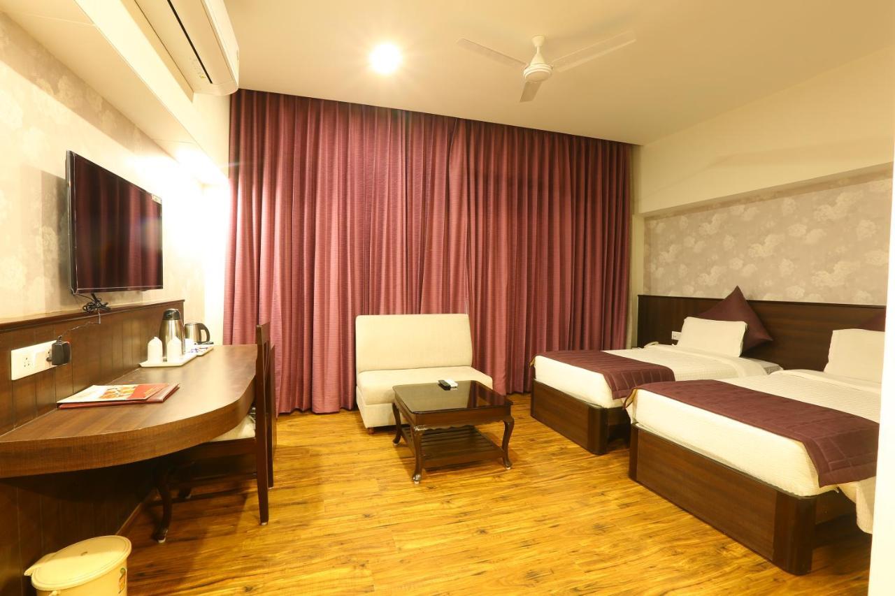 Hotel The Great Ganga Rishīkesh Esterno foto