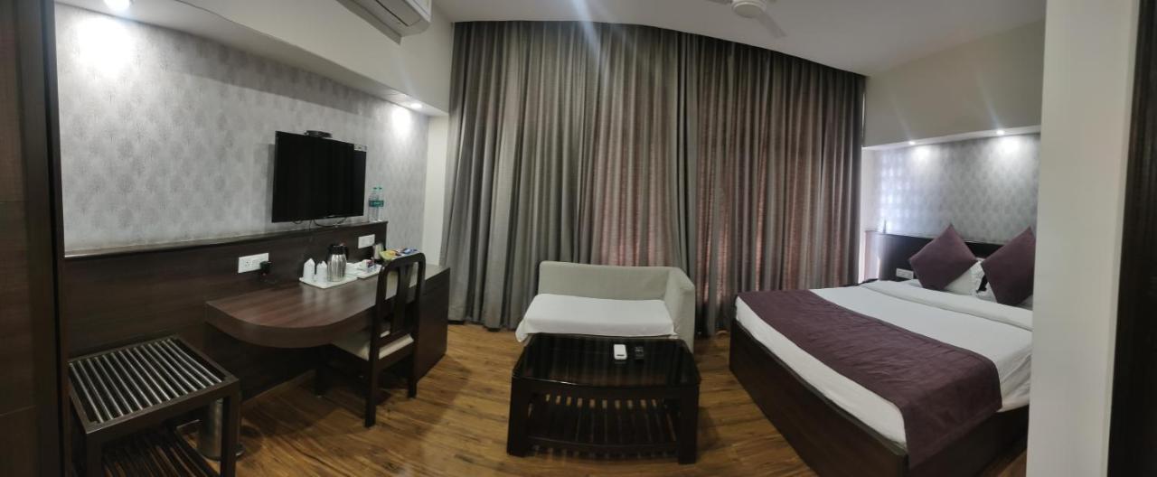 Hotel The Great Ganga Rishīkesh Esterno foto