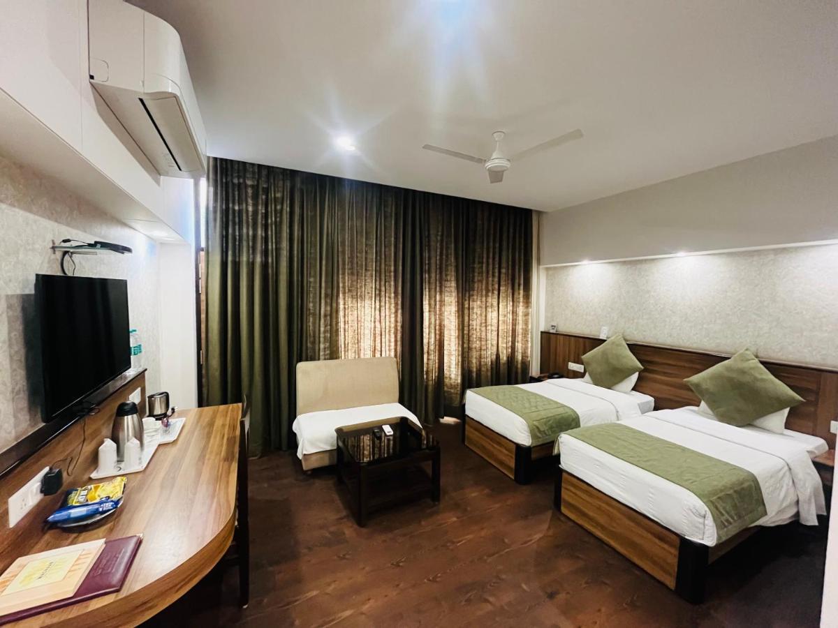 Hotel The Great Ganga Rishīkesh Esterno foto