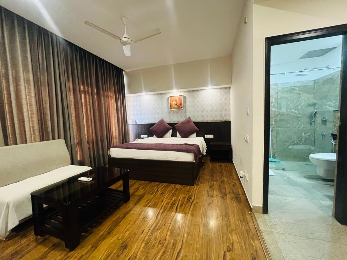 Hotel The Great Ganga Rishīkesh Esterno foto